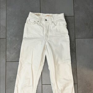 LEVIS white straight leg jeans